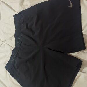Men's NWT Standard fit Nike Athletic shorts